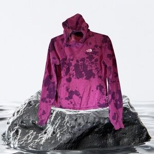 The North Face Girls purple Tie dye hoodie sweatshirt pullover Sz Large 14/16